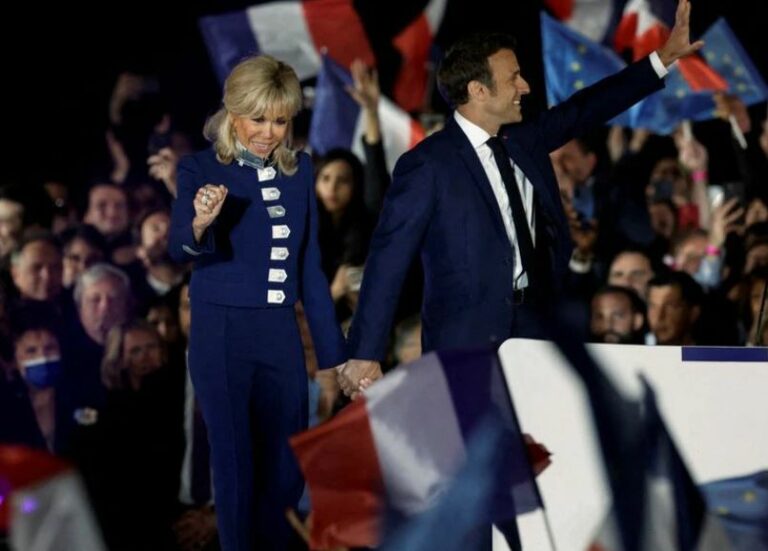 Γαλλικές εκλογές: Πως σχολιάζουν τη νίκη Μακρόν τα ελληνικά κόμματα