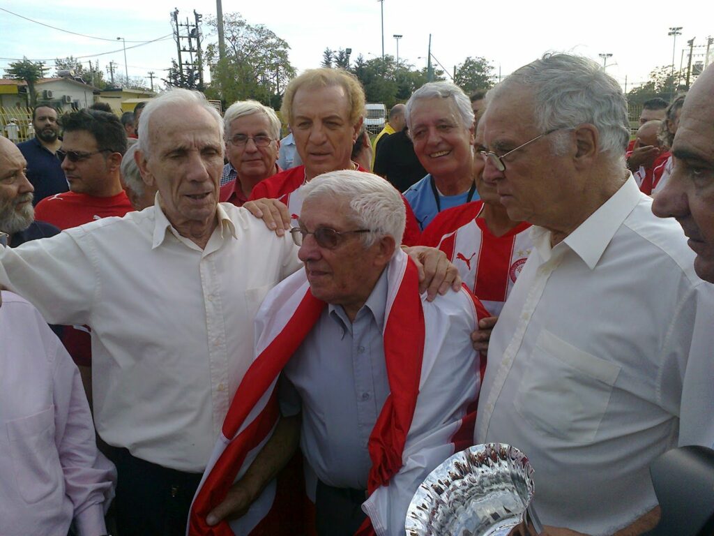Ολυμπιακός: «Έφυγε» από τη ζωή ο Κώστας Καραπατής
