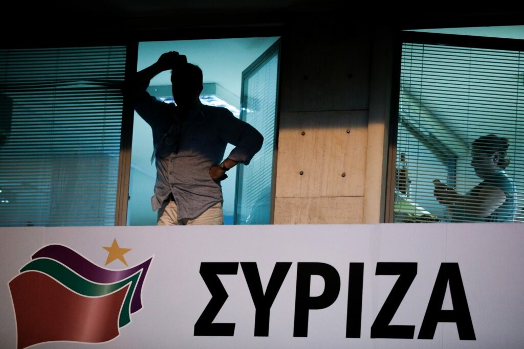 ΣΥΡΙΖΑ-ΠΣ: Προσβολή προς τους πολίτες το ταξίδι Μητσοτάκη στην Σκωτία