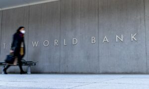 Παγκόσμια Τράπεζα: Επένδυσε $14,8 δισ. στα ορυκτά καύσιμα μετά τη Συμφωνία του Παρισιού