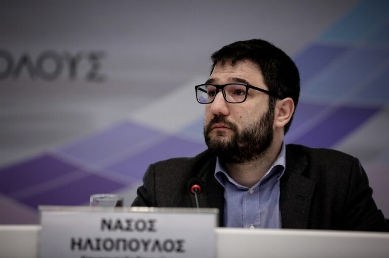 Ηλιόπουλος: Οι πολίτες πληρώνουν τη ρήτρα Μητσοτάκη και την έπαυλη Στάσση