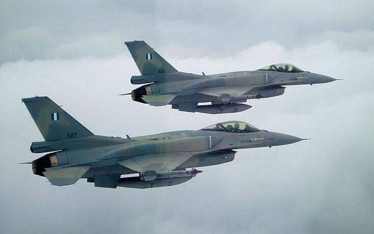 220427173230_F-16