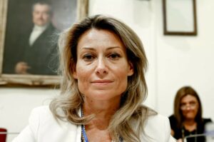 Βασιλική Λαζαράκου: Επανεξελέγη μέλος του Δ.Σ της Επιτροπής για την Εταιρική Διακυβέρνηση του ΟΟΣΑ