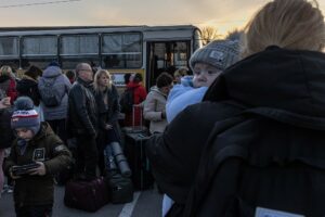 Μαριούπολη: Εκκένωση 2.000 αμάχων προς την υπό ουκρανικό έλεγχο πόλη Ζαπορίζια