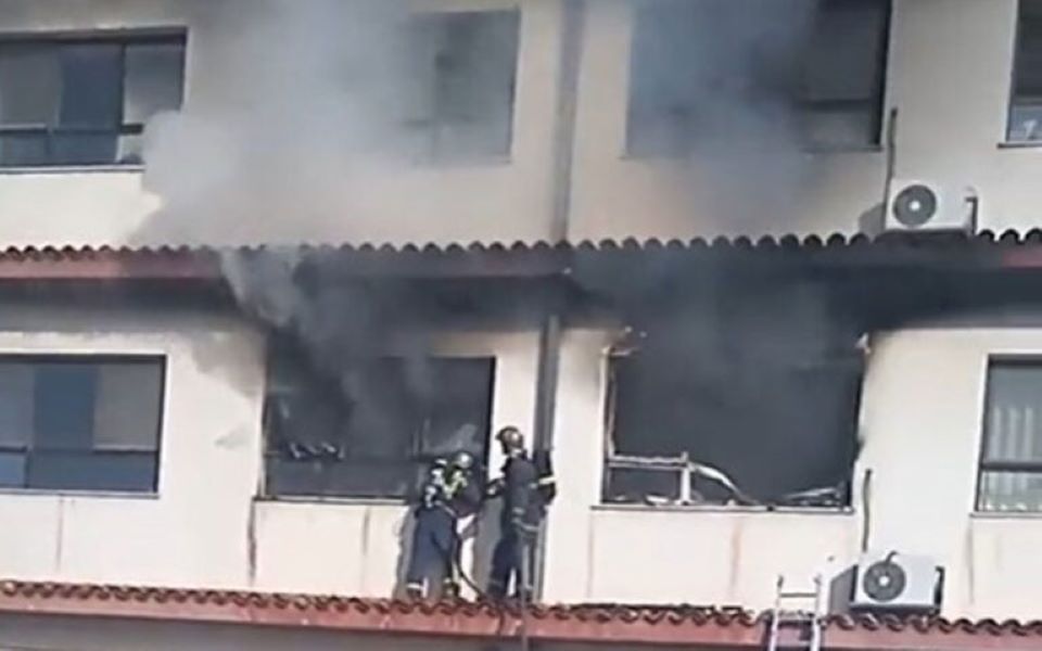 Φωτιά στο νοσοκομείο Παπανικολάου στην Θεσσαλονίκη