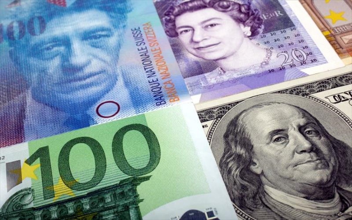 Συνάλλαγμα : Το ευρώ ενισχύεται 0,25%, στα 1,0936 δολάρια