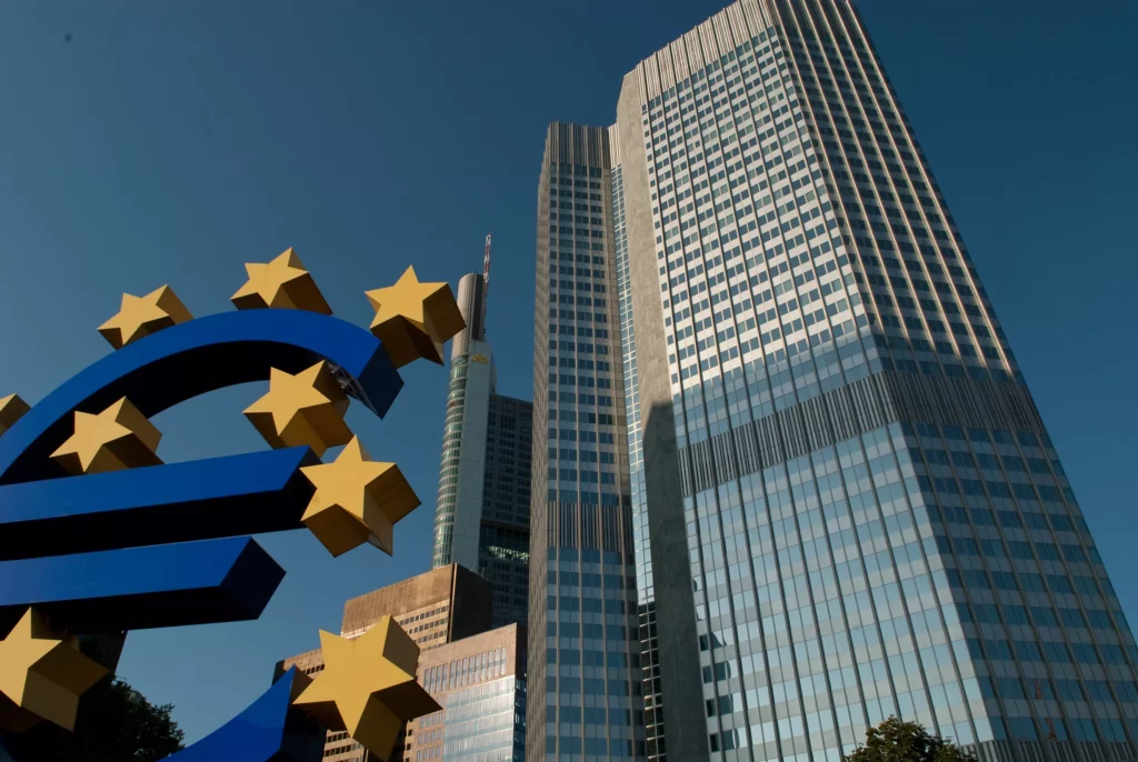 Γιατί συμφωνούμε με τον SSM για τα ΔΣ των τραπεζών και τους πρώην…