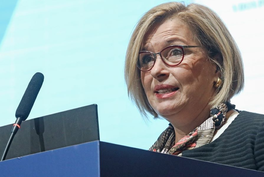 Γκάγκα: Το φθινόπωρο θα χρειαστούμε αναμνηστική δόση για κορωνοϊό και γρίπη - Με μάσκες τα παιδιά στα σχολεία