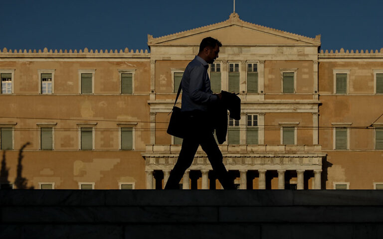 ALCO: Στις 8,1 μονάδες η διαφορά μεταξύ ΝΔ και ΣΥΡΙΖΑ