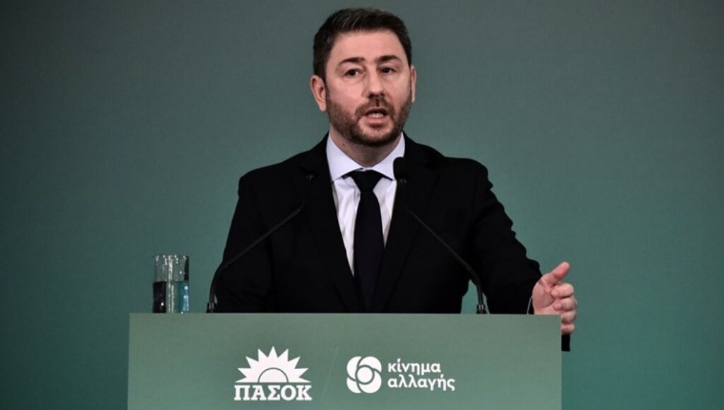 Ανδρουλάκης: Καταστροφικό το ταγκό Μητσοτάκη - Τσίπρα