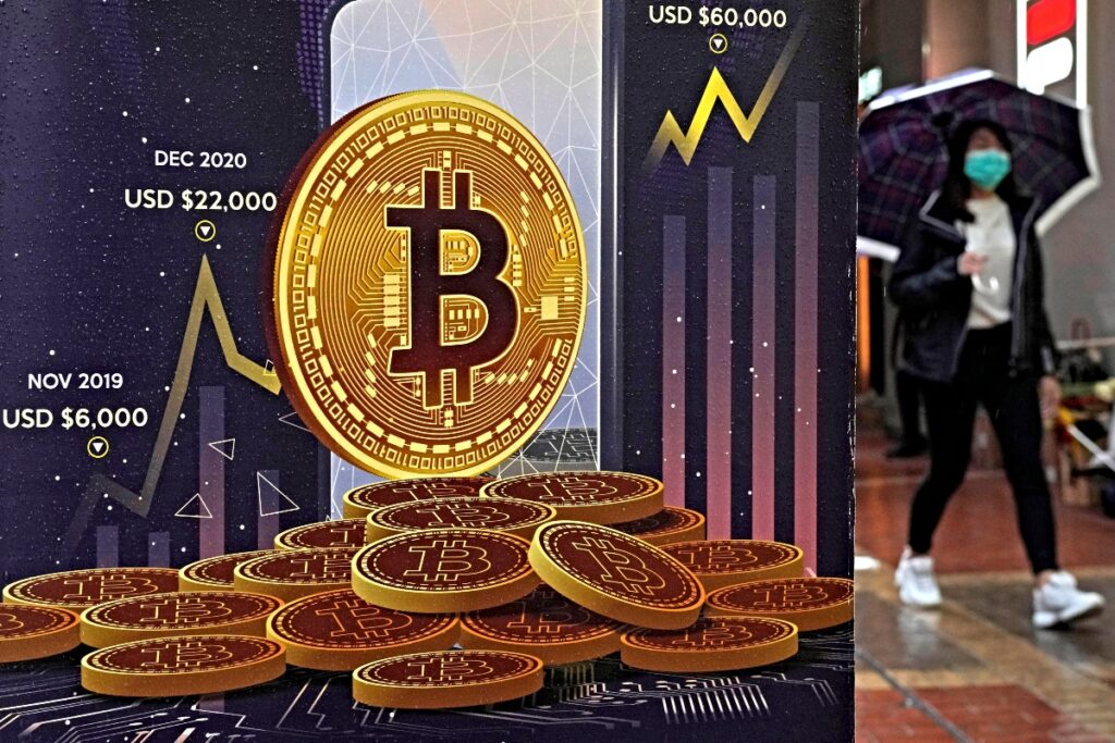 Bitcoin, κρυπτονομίσματα.
