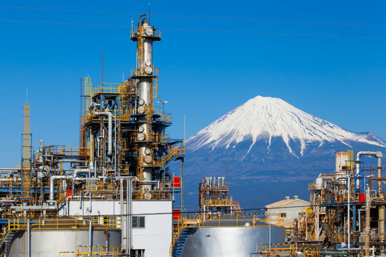 Ιαπωνία: Θα απαγορεύσει «επί της αρχής» τις εισαγωγές ρωσικού πετρελαίου