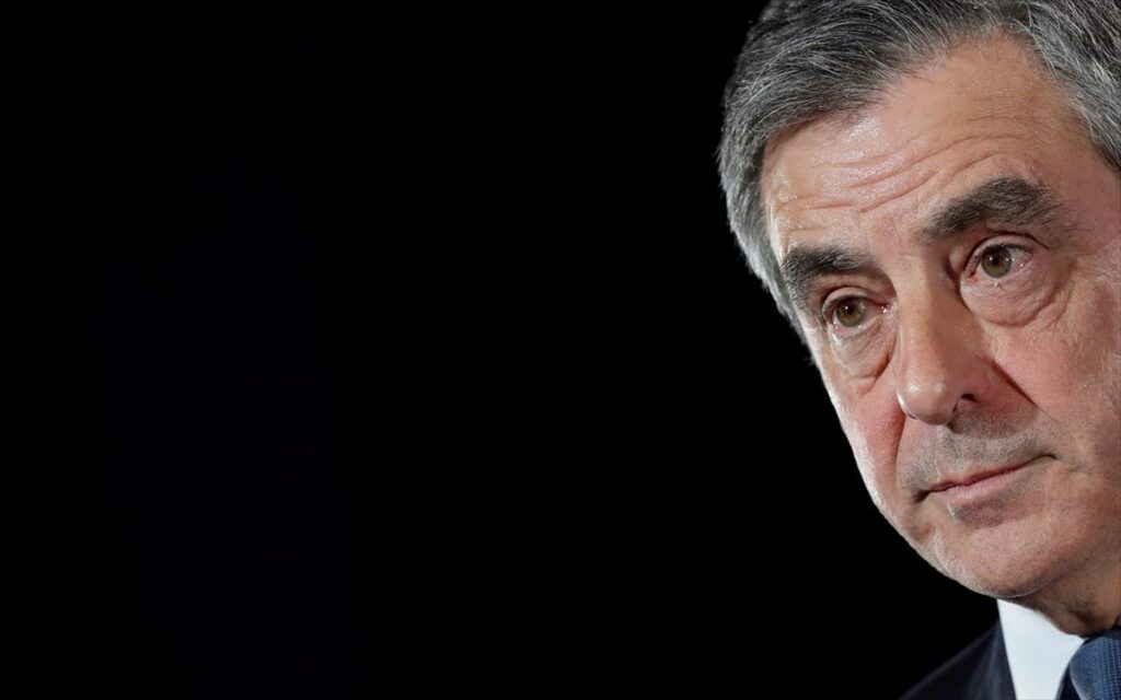 Γαλλία: Ο πρώην πρωθυπουργός Φρανσουά Φιγιόν καταδικάστηκε σε τέσσερα χρόνια φυλάκιση