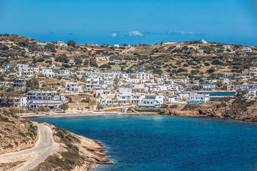 «Όχι» στις ξαπλώστρες στις παραλίες λέει ο Δήμος Λειψών
