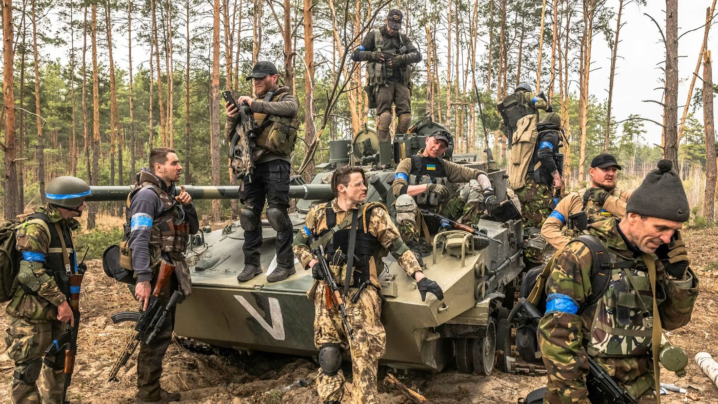 Πόλεμος στην Ουκρανία: Οι Ουκρανοί ανακαταλαμβάνουν εδάφη, απωθώντας τους Ρώσους από το Χάρκοβο