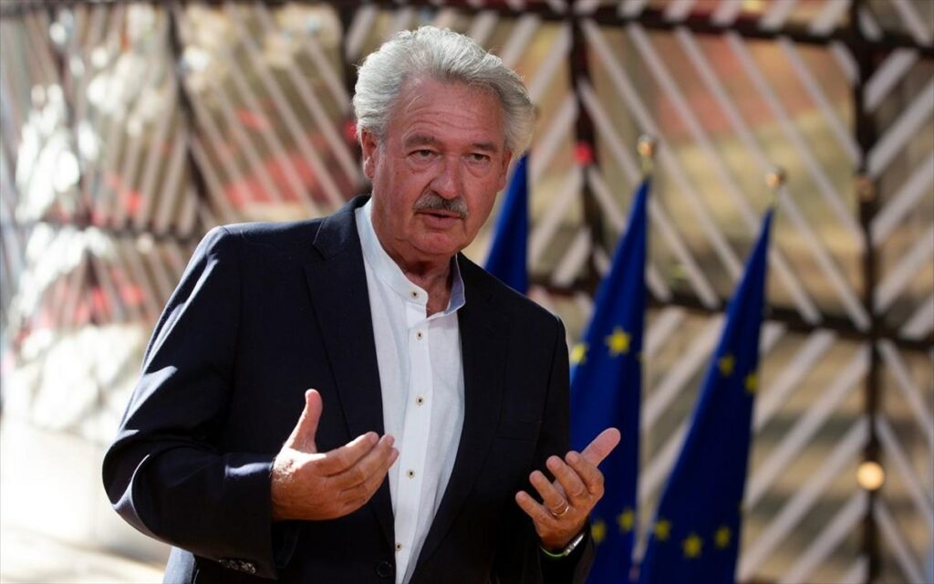 Ζαν Άσελμπορν: Ο Ερντογάν νοιάζεται για τα F16 και όχι για τους Κούρδους