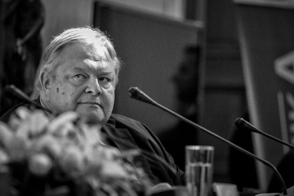 Αποκαλύψεις από τον Ευάγγελο Βενιζέλο για τον ρόλο της Ρωσικής Εκκλησίας