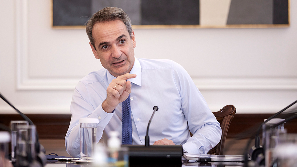 Μητσοτάκης: Καλύτεροι μισθοί και φθηνή στέγη για φοιτητές και νέα ζευγάρια