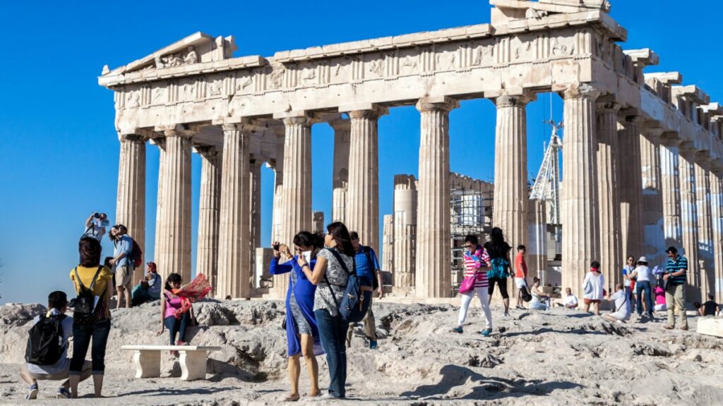 Εκρηκτική αύξηση του τουριστικού πλεονάσματος το 1ο τρίμηνο του 2022