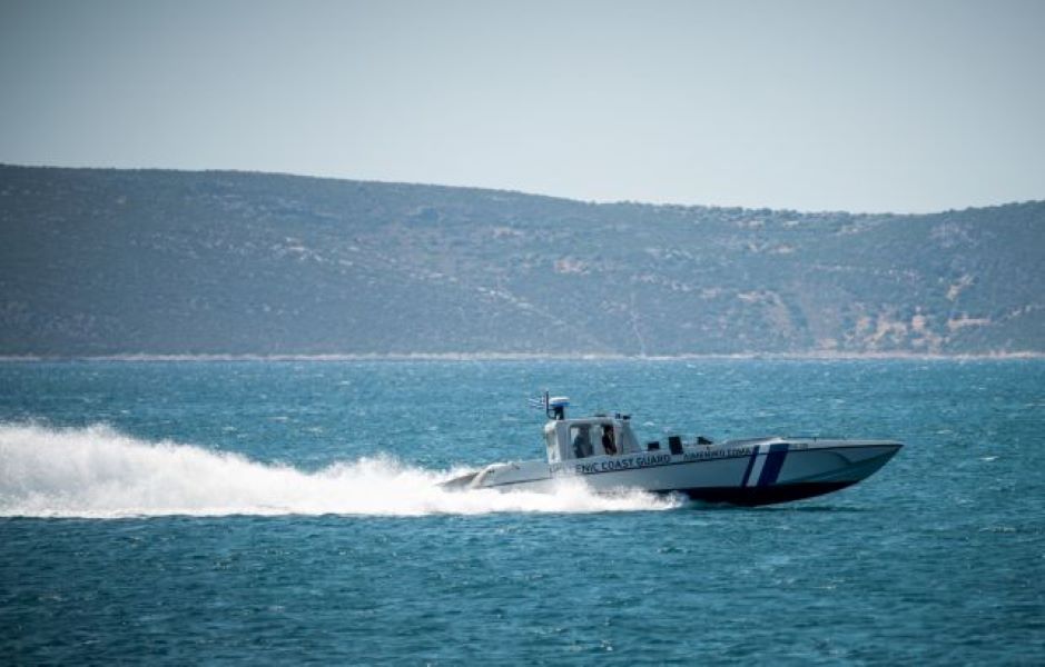 Τέσσερα φουσκωτά με 150 μετανάστες προσπάθησαν να μπουν παράνομα στην Ελλάδα