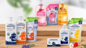 Παπουτσάνης: Μεγαλώνει και επανασυστήνεται το γνωστό brand "Karavaki"