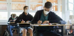 Σχολεία: Τέλος η υποχρεωτική μάσκα από 1η Ιουνίου