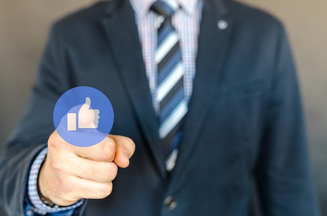 Κατέρρευσε «πυραμίδα» που πουλούσε likes
