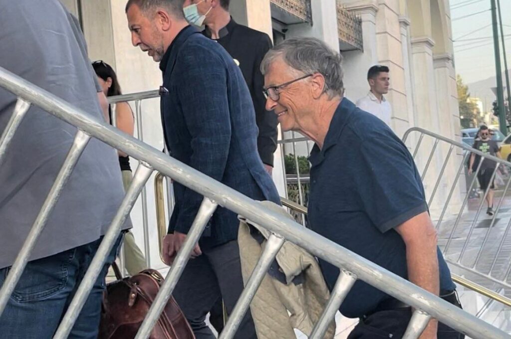 Έφτασε στην Αθήνα ο Μπιλ Γκέιτς
