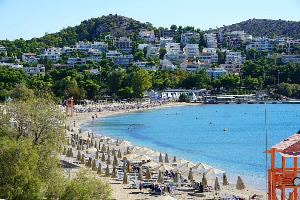 Πόσα θα χρεώνει ο επιχειρηματίας που θα εκμισθώσει την Ωκεανίδα με 41.666 μηνιαίως και ποσοστό 5% επί του τζίρου;