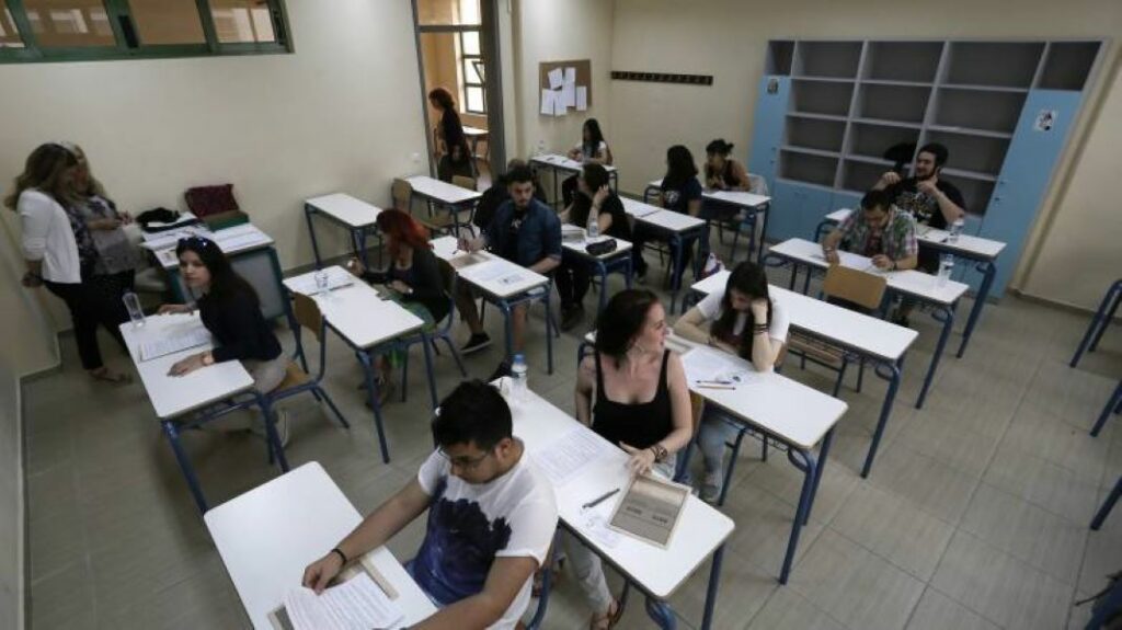 Πανελλαδικές 2022: Αλλαγή τις τελευταίας στιγμής στους συντελεστές βαρύτητας - Πώς υπολογίζονται τα μόρια