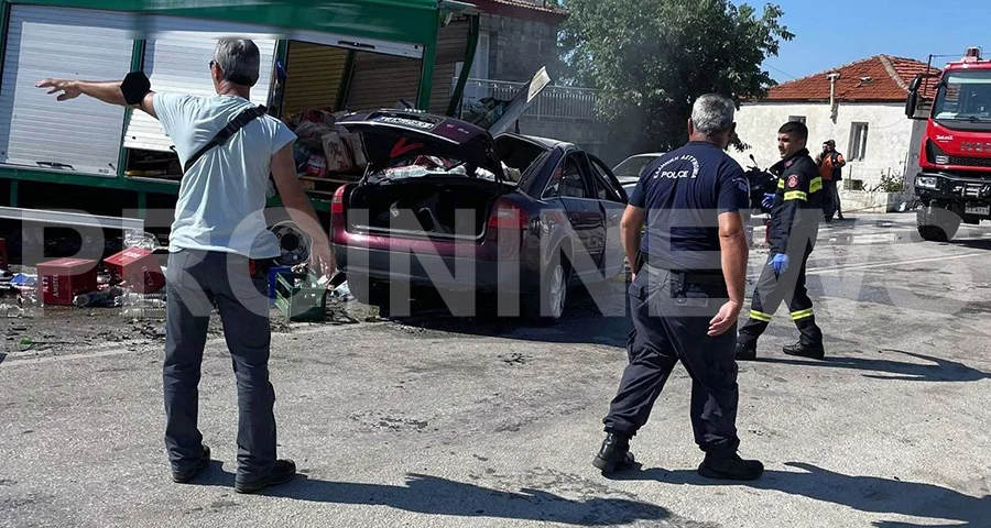Καβάλα: Αυτοκίνητο έπεσε σε πεζό και οχήματα - Τρεις νεκροί