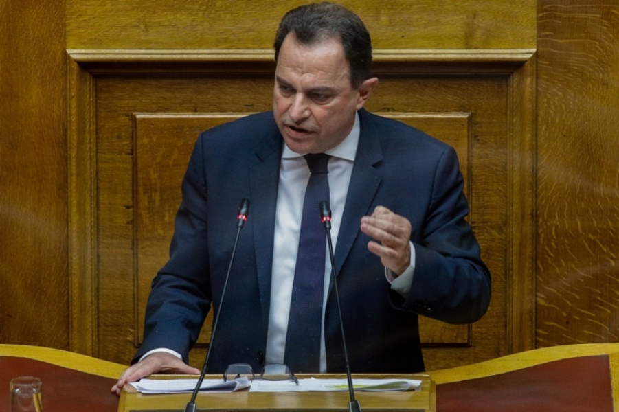 Γεωργαντάς: Εξετάζεται η μείωση του ΦΠΑ σε βασικά είδη διατροφής, όπως το ψωμί