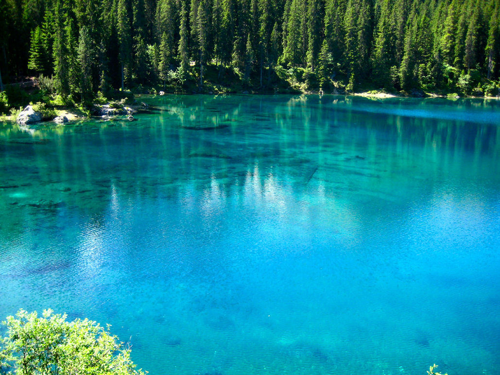 αλπικών νερών της Achensee στο Τιρόλο