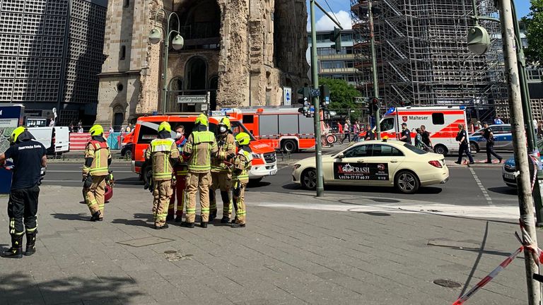 Βερολίνο: Όχημα έπεσε πάνω σε πεζούς - Ένας νεκρός και δεκάδες τραυματίες
