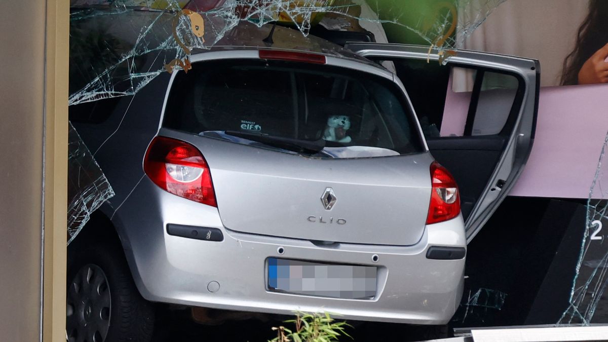 Γερμανία: Μια δασκάλα σκοτώθηκε όταν έπεσε πάνω της αυτοκίνητο σε κεντρικό δρόμο του Βερολίνου