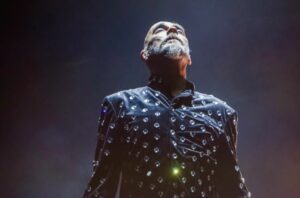 Η «κακή» αρχή του φετινού Release Athens: Ο Peter Murphy των Bauhaus πέταξε το μικρόφωνο και αποχώρησε εκνευρισμένος