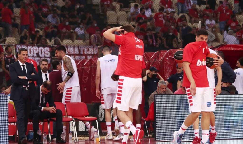 220611212037_olympiacos-panathinaikos-1