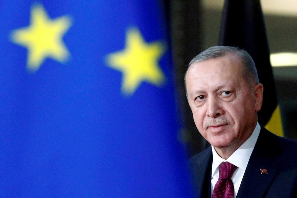 «Χαστούκι» της Κομισιόν στην Τουρκία: «Σεβαστείτε τα χωρικά ύδατα και τον εναέριο χώρο της Ελλάδας»