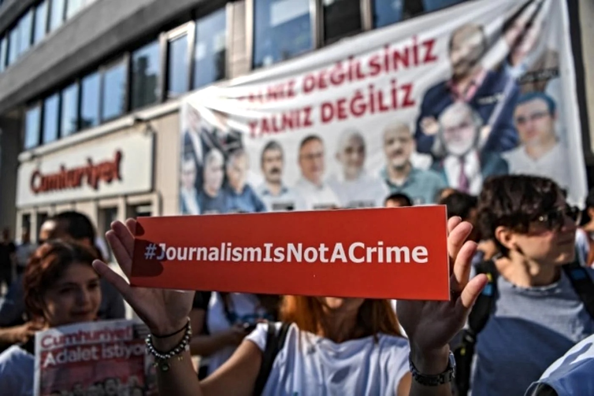 Τουρκία, προφυλάκιση δημοσιογράφων.