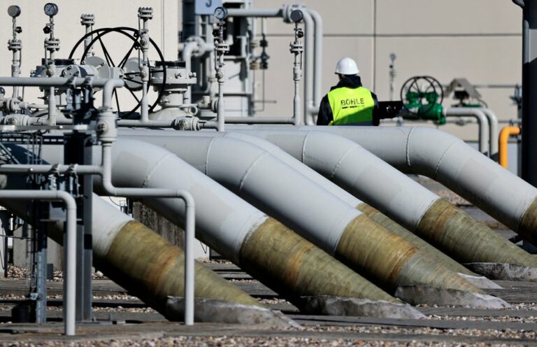 «Στερεύουν» τα ευρωπαϊκά αποθέματα φυσικού αερίου αν σταματήσουν οι ροές