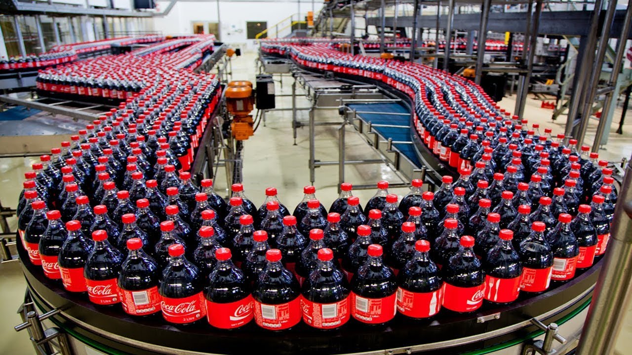 Coca Cola: Πως επανήλθε η κεφαλαιοποίηση με τέτοια έκθεση στην Ρωσία;