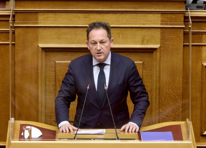 Πέτσας για πόθεν έσχες: Λαϊκίστικη πρεμούρα του ΣΥΡΙΖΑ η τροπολογία για τα δάνεια