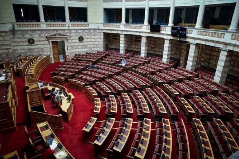 Βουλή: Υπερψηφίστηκε στην Επιτροπή το νομοσχέδιο για Ναυπηγεία Σκαραμαγκά