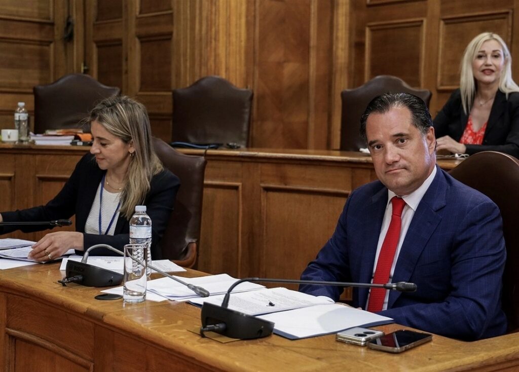 Η διαμάχη Γεωργιάδη – Λιανού για τα μάτια της Χαρίκλειας, η Επ. Ανταγωνισμού και οι έλεγχοι στις τράπεζες που σκεπάστηκαν