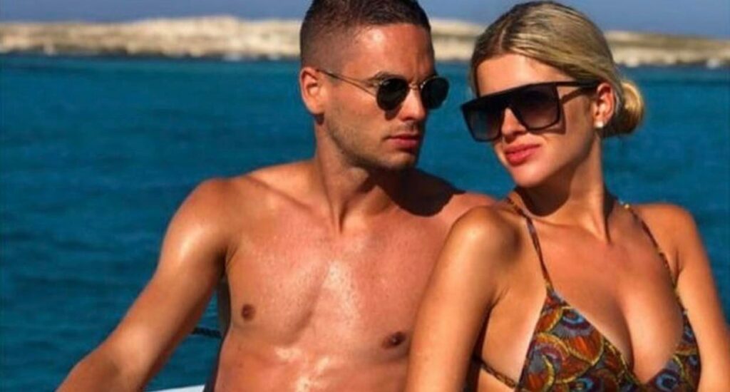 Ο agent Μαλένοβιτς πήγε τον Γκατσίνοβιτς στην ΑΕΚ με τα λεφτά που αρχικά είχε συμφωνήσει με ΠΑΟ | Στο 1,2 εκατ. η αγορά του και στο εκατομμύριο οι αποδοχές του | Οι ...δεύτερες σκέψεις που κόστισαν στους «πράσινους» και οι επικοινωνιακές δικαιολογίες | Δυνατό Λατινοαμερικάνο στόπερ φέρνει ο Αλμέιδα, σκάει και 2η μεταγραφή μέχρι την Τετάρτη | Κάποιοι στον ΠΑΟΚ άφησαν τον Μπότο να εκτεθεί με την υπόθεση Δώνη | Μετά τον Βόλο Αμερικάνοι αγοραστές και για Παναιτωλικό