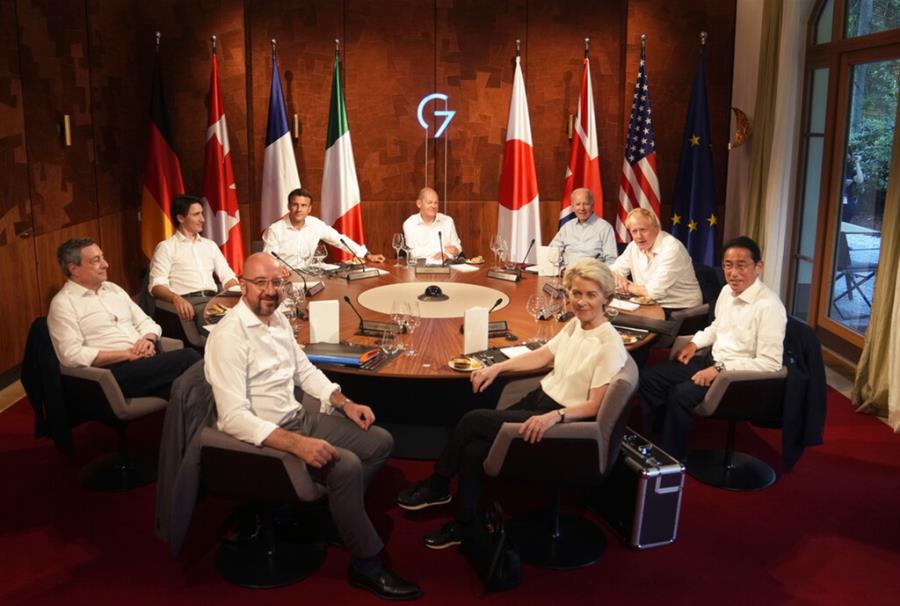 G7: O Βολοντίμιρ Ζελένσκι ζήτησε αντιαεροπορικά συστήματα από τους ηγέτες
