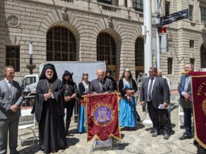 Αρχιεπίσκοπος Αμερικής Ελπιδοφόρος: Η σημαία μας αναδεικνύει την έννοια της δημοκρατίας και της ελευθερίας