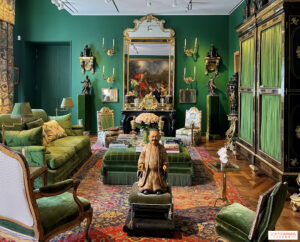 Christie's: Πουλήθηκαν αριστουργήματα του Hubert de Givenchy σε τιμή ρεκόρ 83 εκατομμυρίων ευρώ