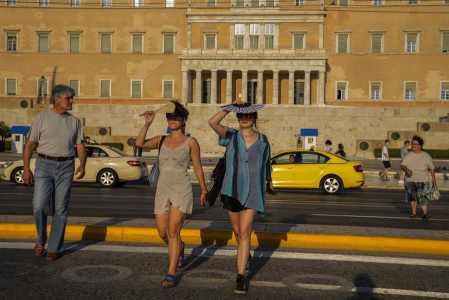 Καιρός: Ισχυρή ζέστη σήμερα και το Σαββατοκύριακο - Κοντά στους 40 βαθμούς ο υδράργυρος