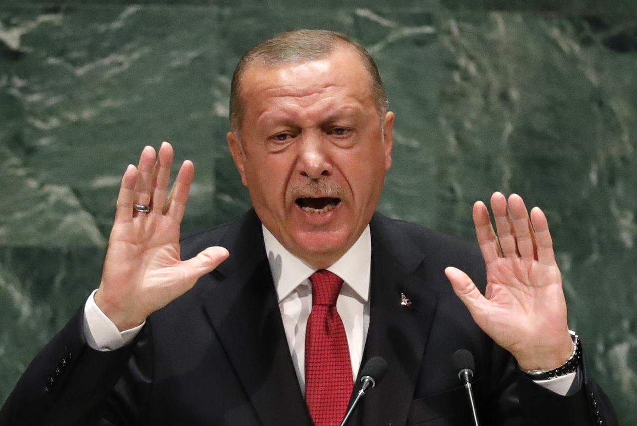 Προκλητικός ο Ερντογάν: «Η Ελλάδα αλλά δεν τηρεί τις υποσχέσεις της αν και δεν επιθυμούμε να πάμε σε πόλεμο»